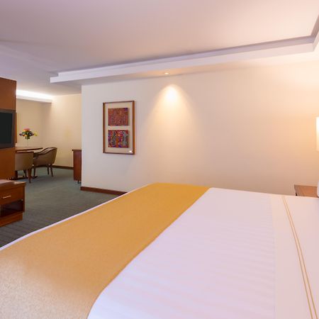 Ghl Hotel Capital Bogota Exterior photo Suite