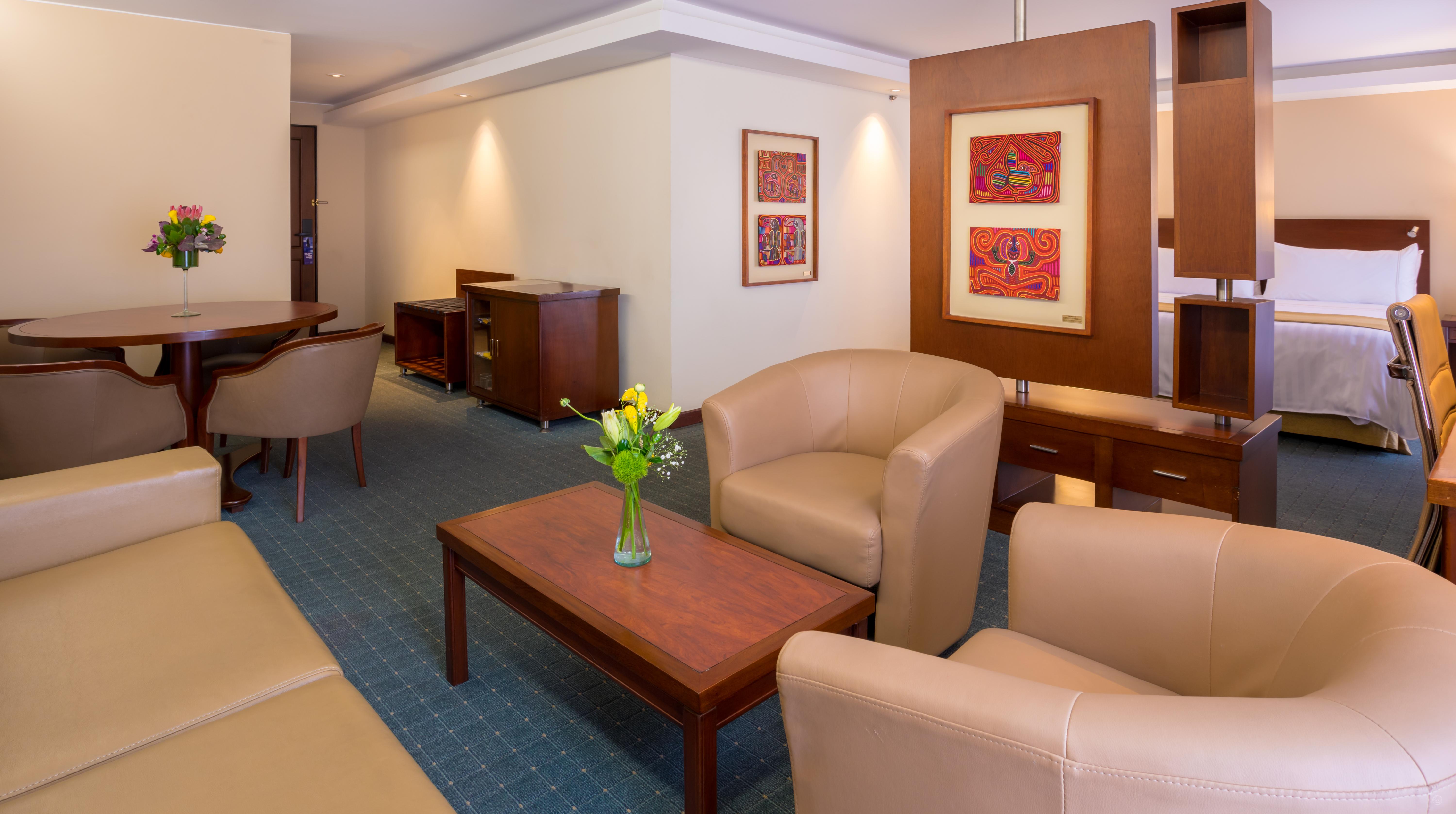 Ghl Hotel Capital Bogota Exterior photo A suite at the hotel