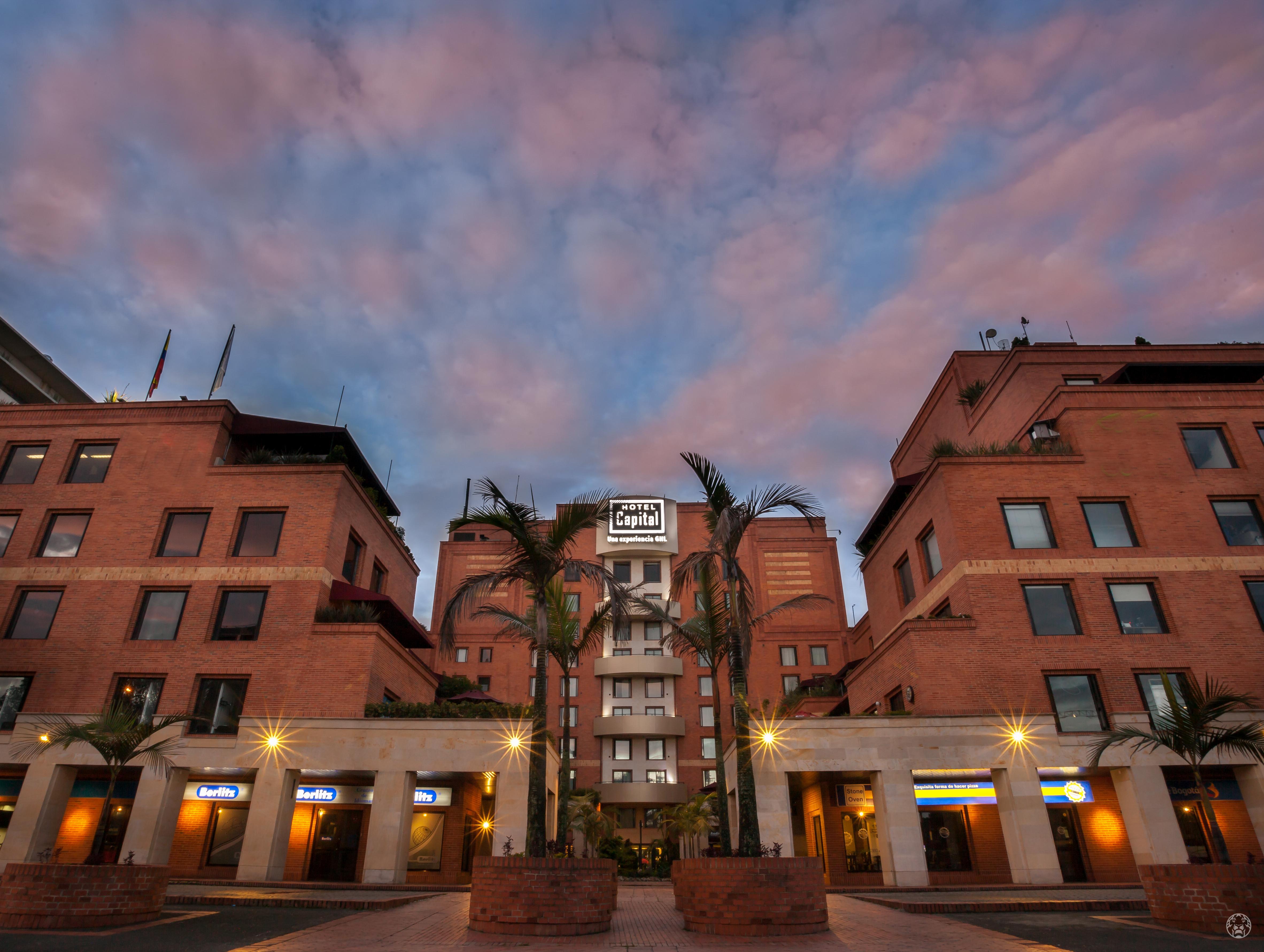 Ghl Hotel Capital Bogota Exterior photo The hotel at sunset