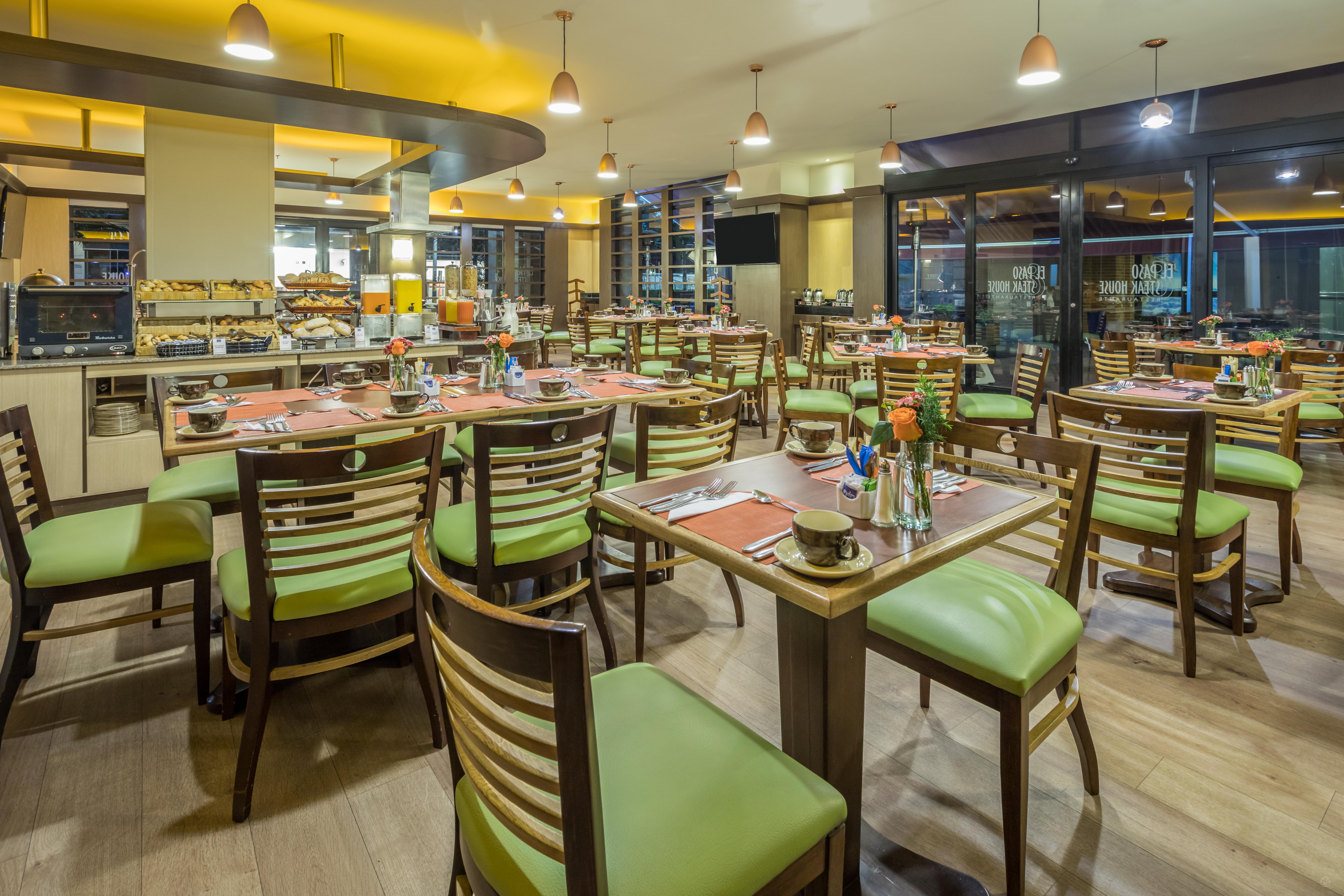Ghl Hotel Capital Bogota Exterior photo The restaurant