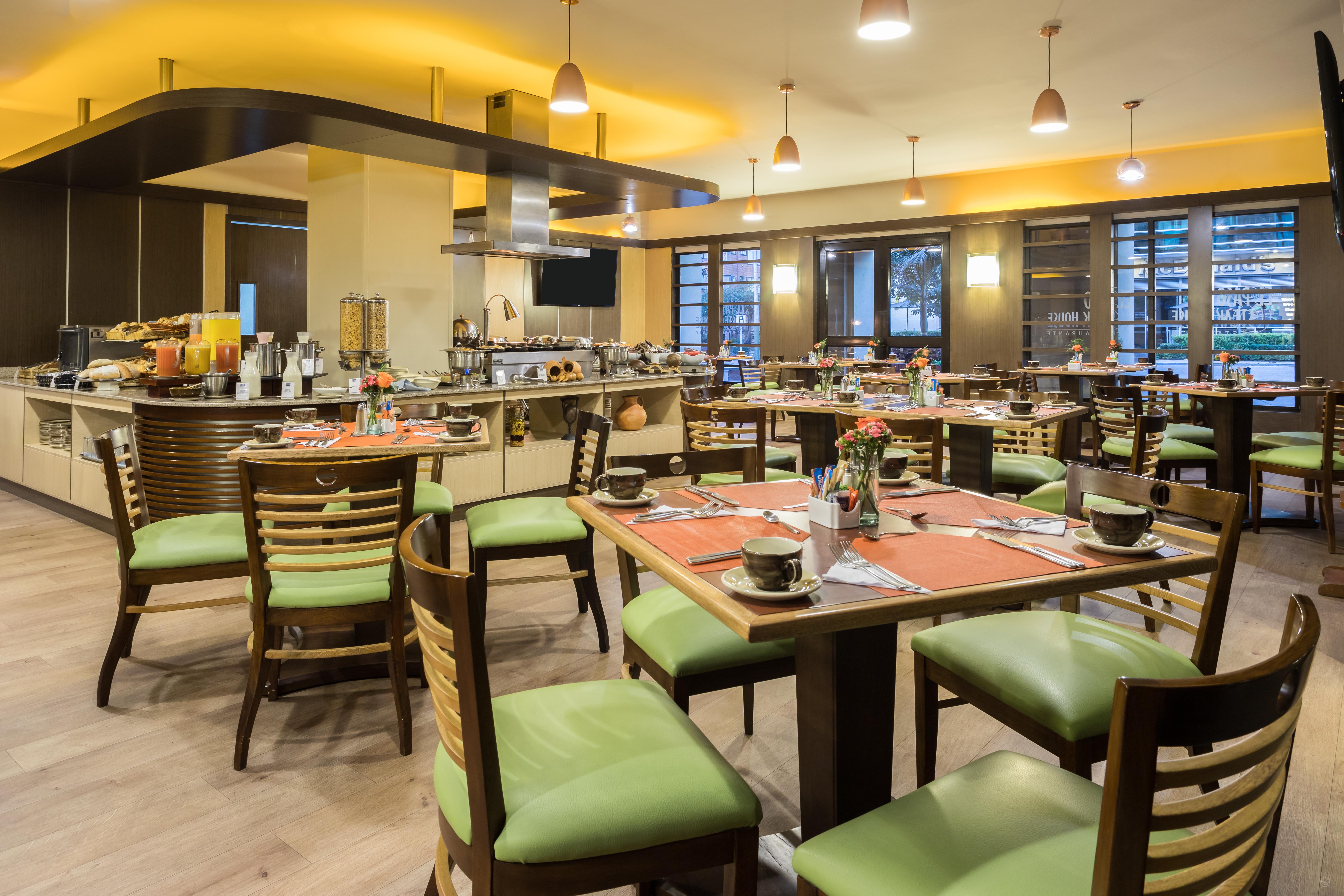 Ghl Hotel Capital Bogota Exterior photo The restaurant