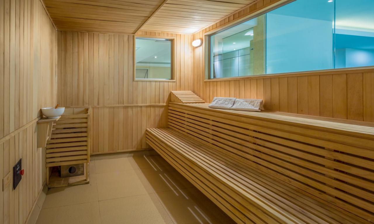 Ghl Hotel Capital Bogota Exterior photo A Finnish sauna